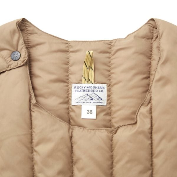 Rocky Mountain Featherbed - SIX MONTH VEST PULLOVER 輕羽絨側開式背心 23