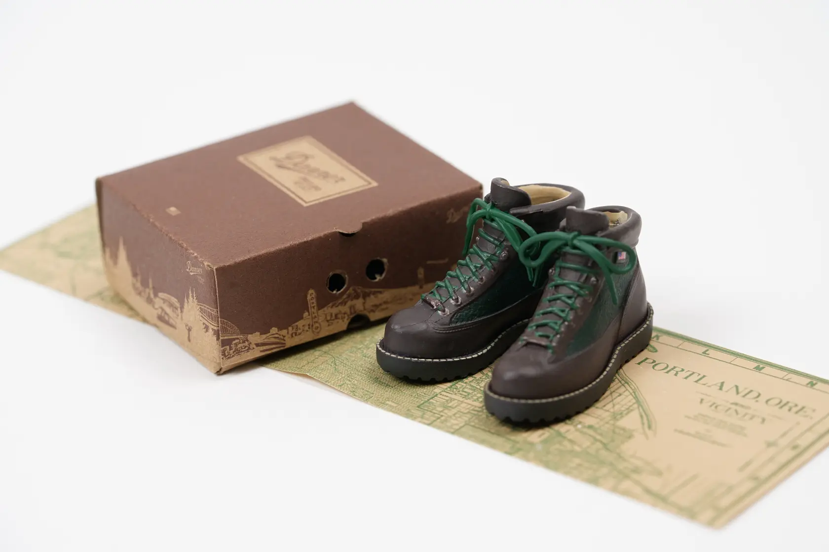 kenelephant - 美國百年 Danner 品牌 迷你微縮手工鞋靴 扭蛋（7 種款式） 32